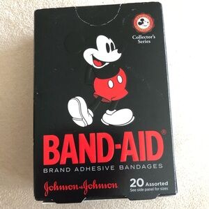 BAND-AID Sealed Disney Mickey Mouse Collector's Bandages / 20 Assorted Sizes